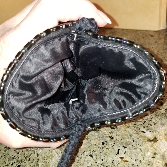 Velvet handbag - Picture 2 of 3